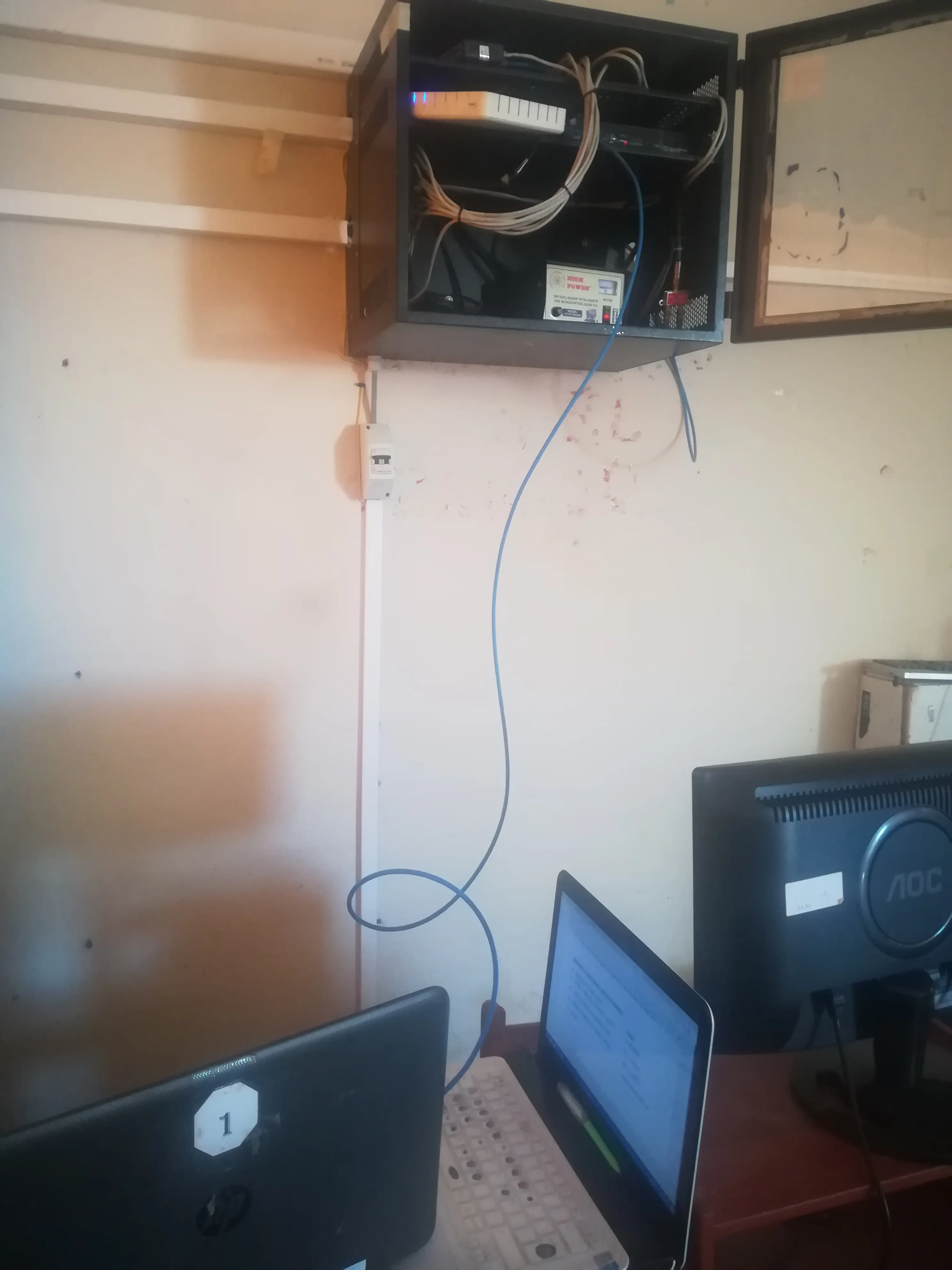 Mantenimiento de red satelital